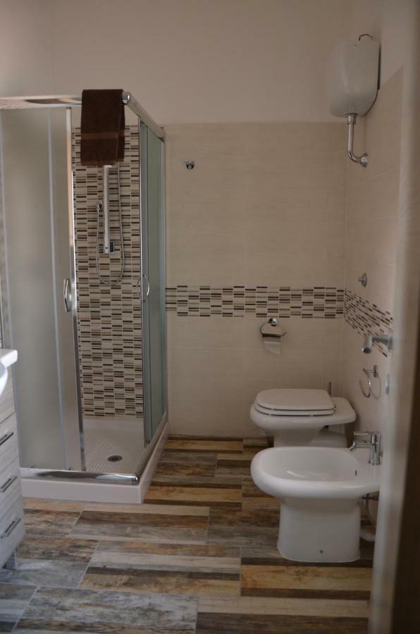 Càbras Artista B&B المظهر الخارجي الصورة