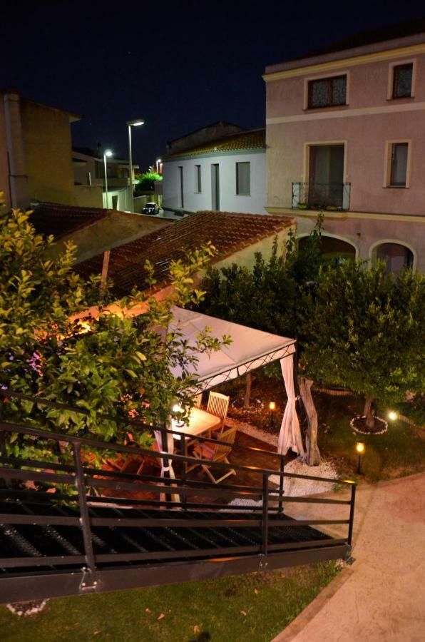 Càbras Artista B&B المظهر الخارجي الصورة